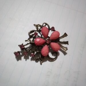 Elegant Vintage Floral Brooch with Pink Accents